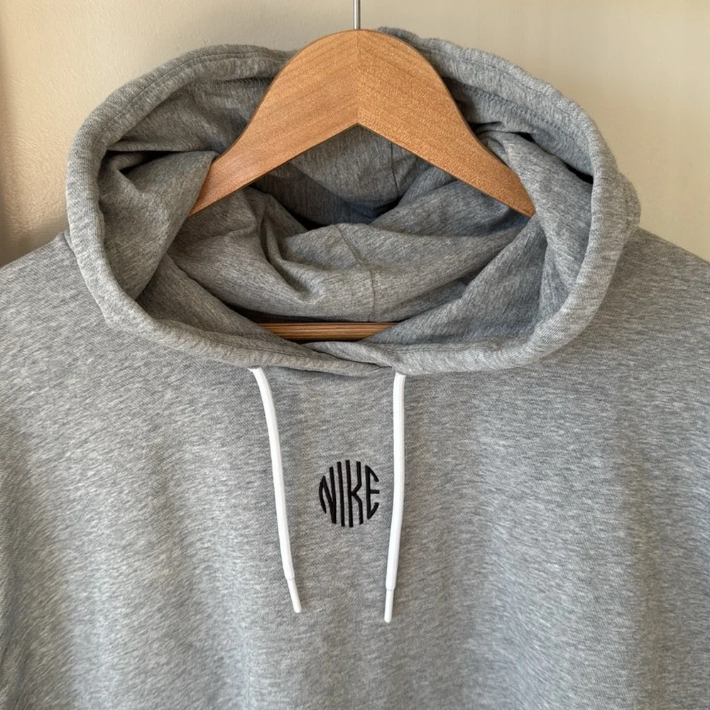 Nike Women's Sportswear Icon Clash Monogram Hoodie in Gray/White Size 1X